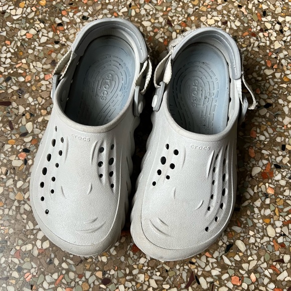 Crocs Clogs - Picture 2 of 4